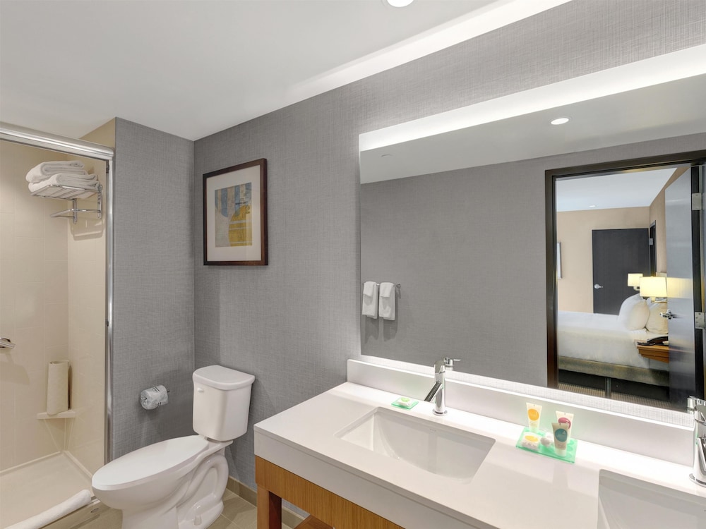 Hyatt Place Milwaukee Downtown 71/71
