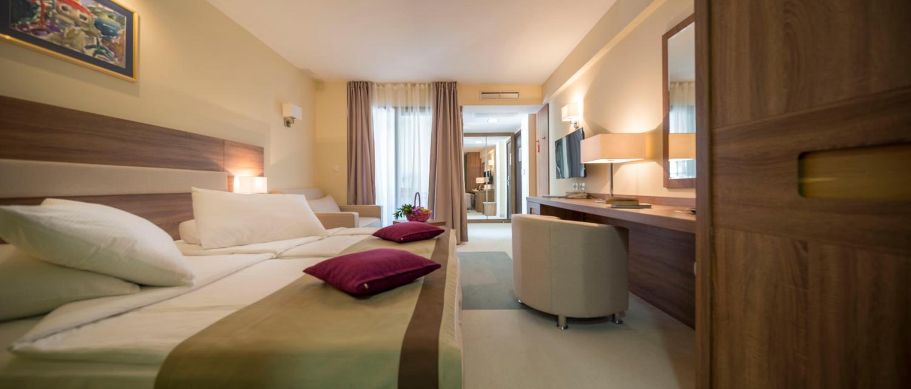 Superior, Double Bed, Park View, Balcony