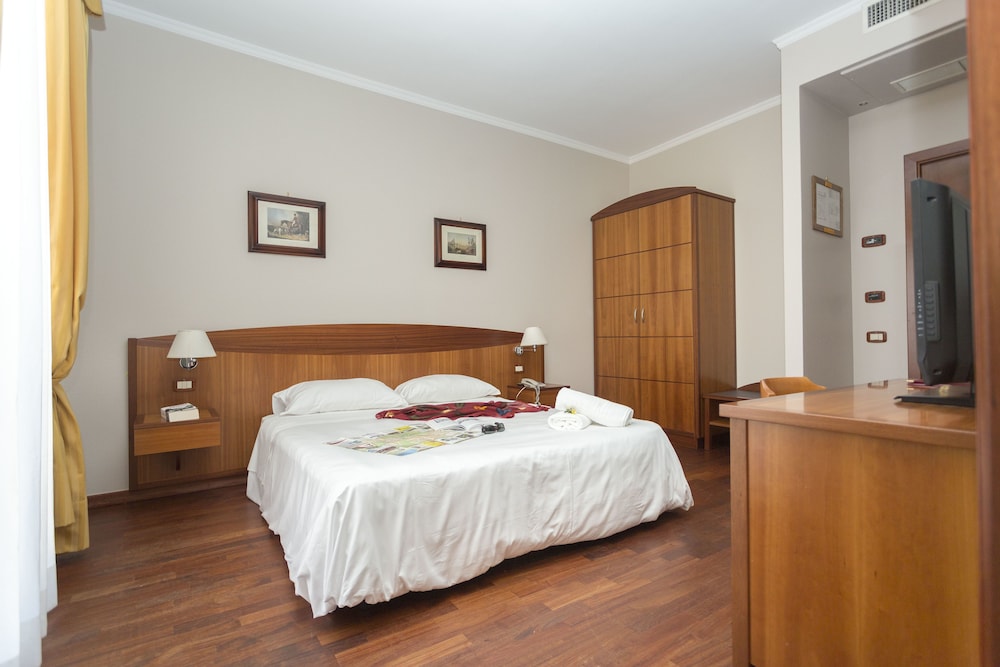 Hotel Cavaliere 13/30