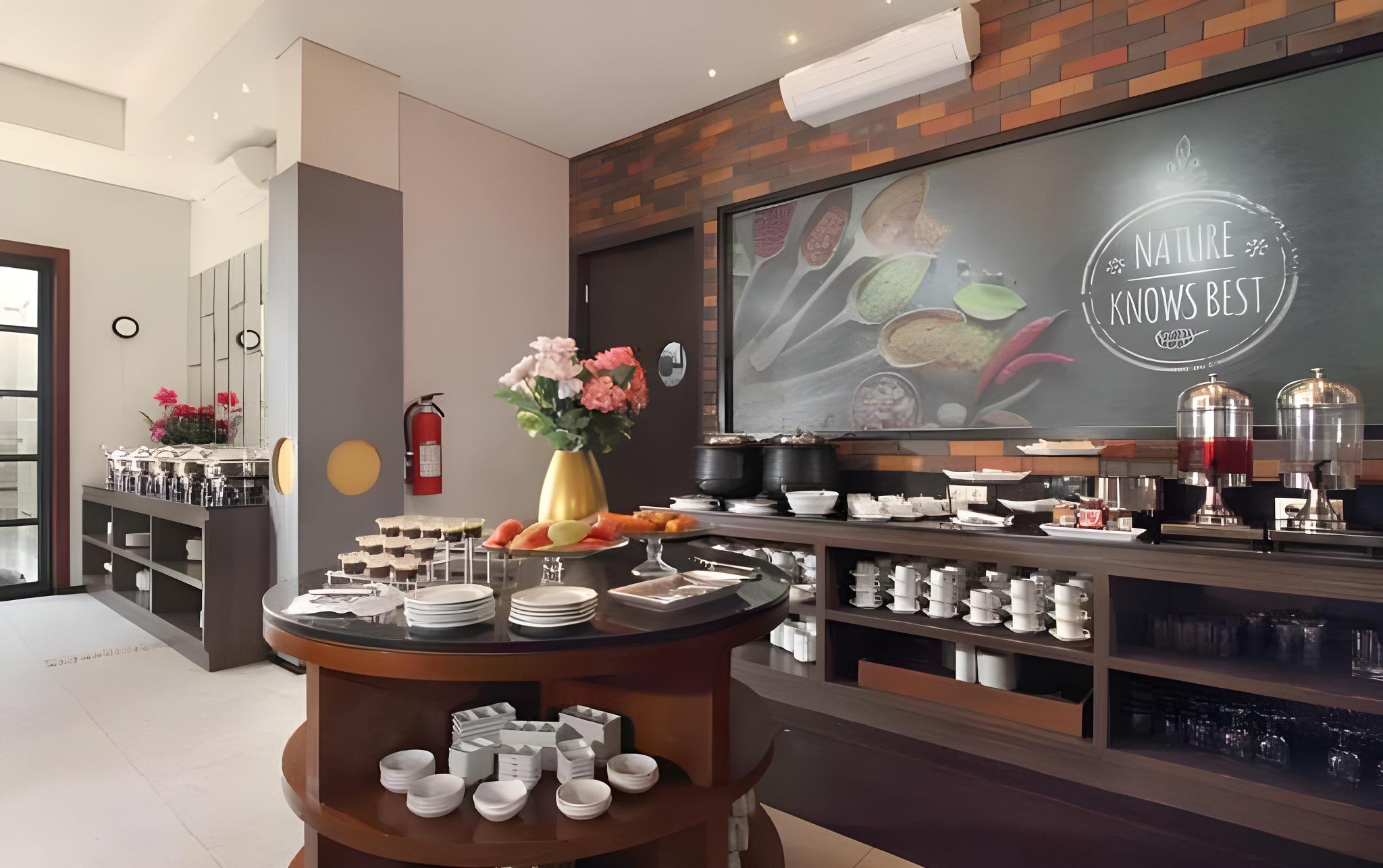 Helios Hotel Bone 27/48