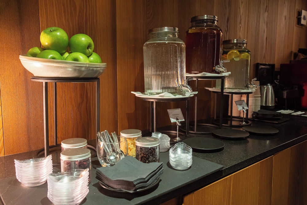Hyatt Centric Milan Centrale photo3