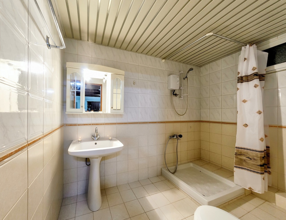Tesys Studios & Apartments 50/50
