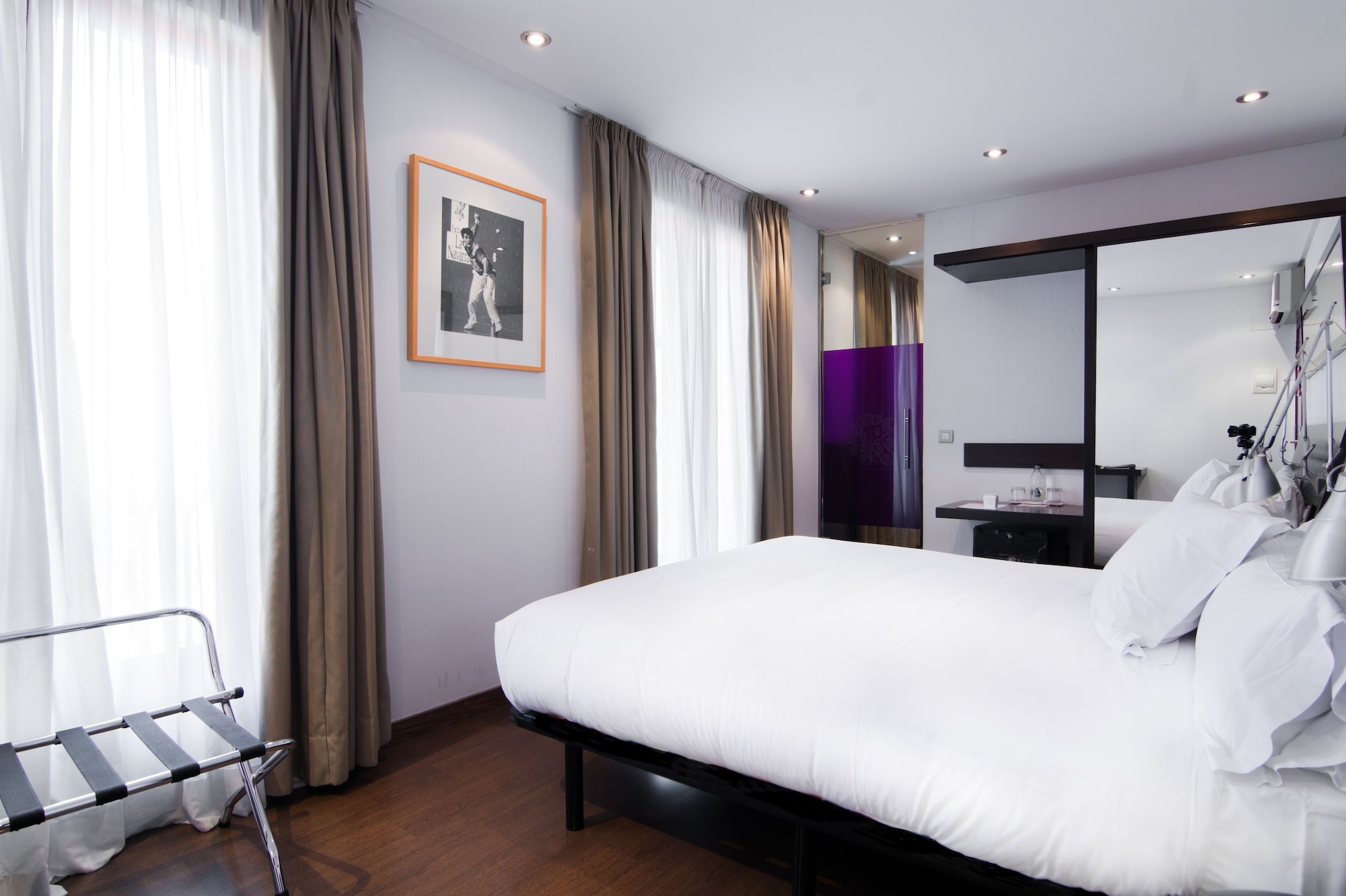 SUPERIOR, DOUBLE BED, CITY VIEW