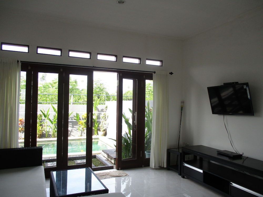 VILLA DENCARIK 20/25