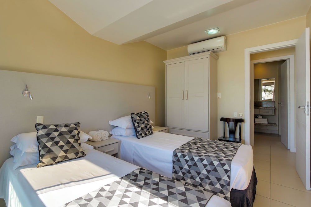 2 BEDROOMS, DELUXE, APARTMENT, SEA VIEW
