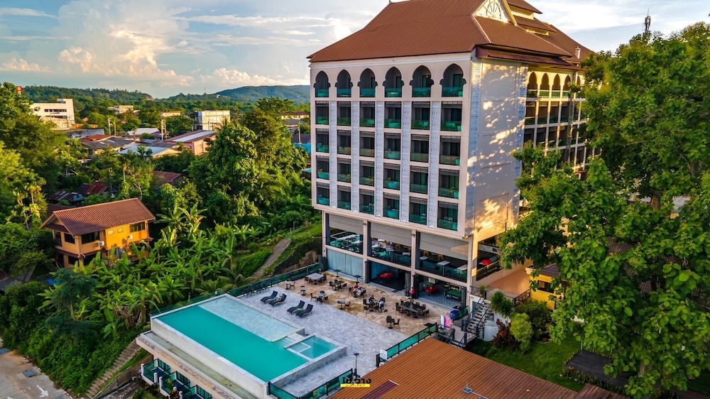 Chiangkhong Teak Garden Riverfront Hotel 6/74