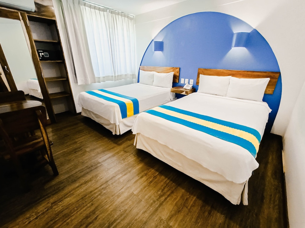 Hotel Suites Villasol 18/101