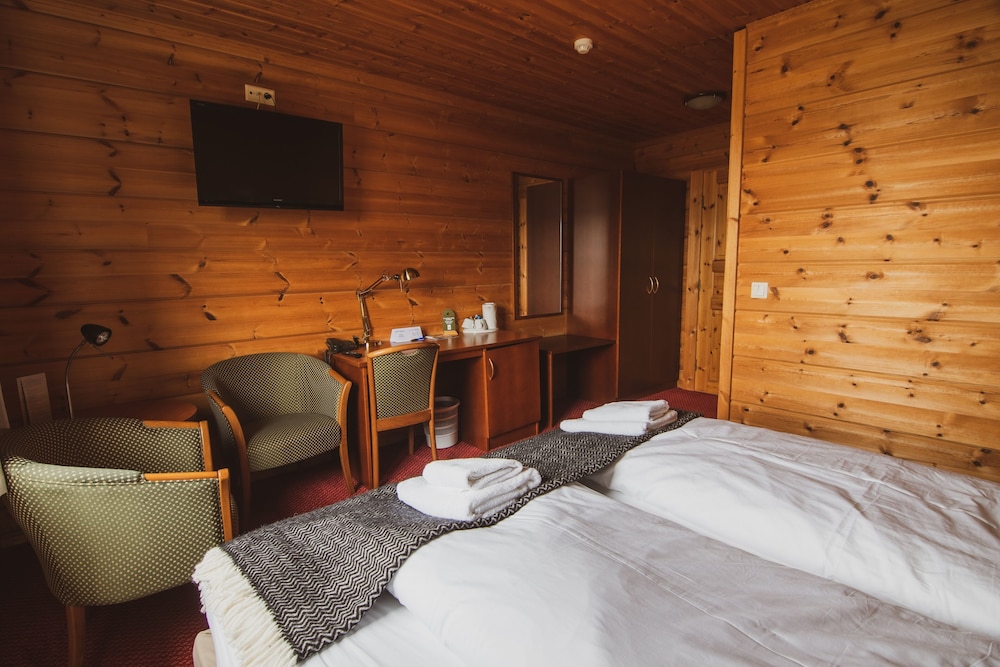 Hotel Framtid 11/40
