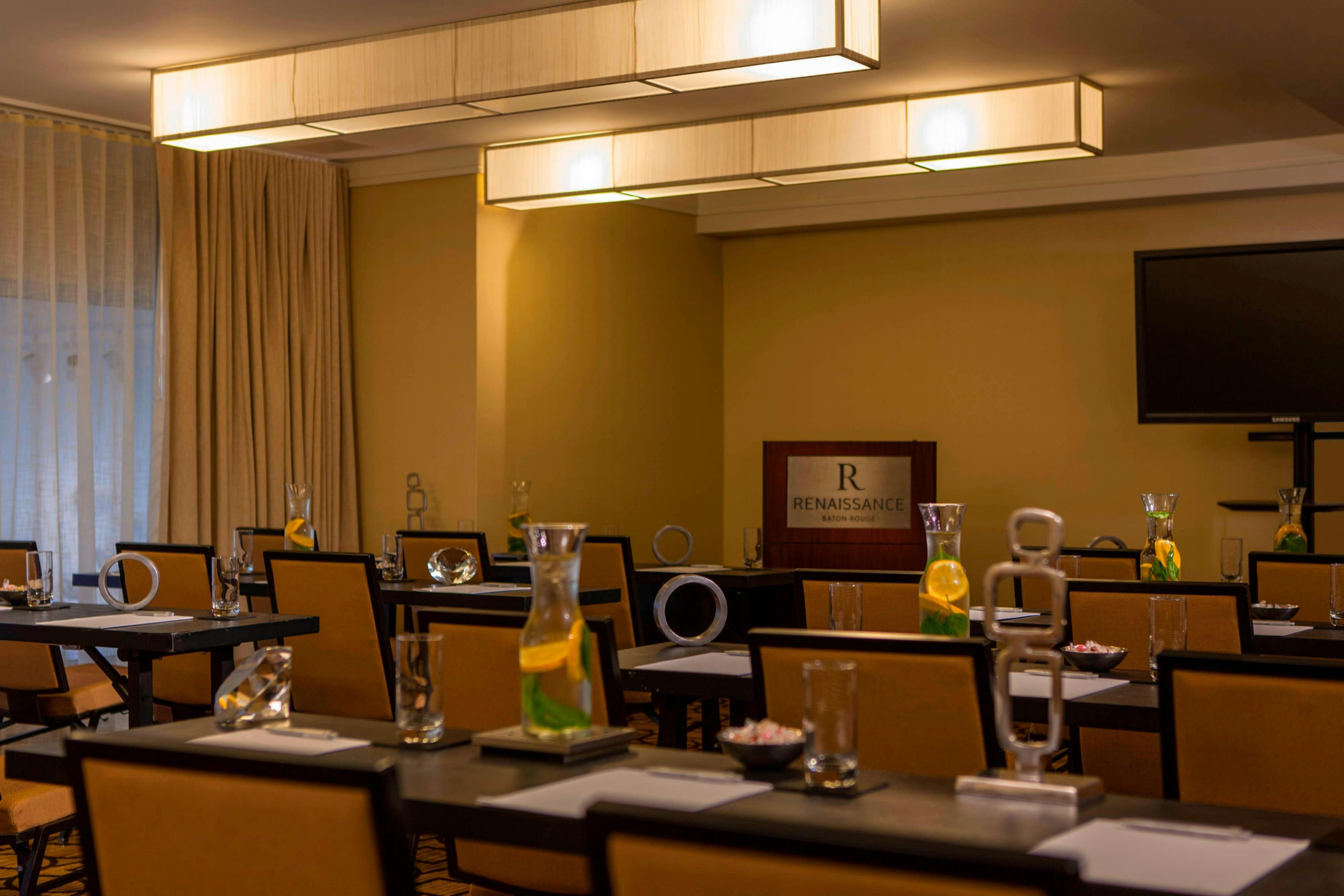 Renaissance Baton Rouge Hotel 43/47