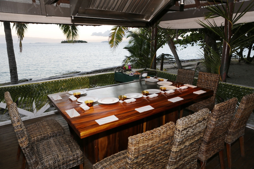 Nakelo Treasure Island Resort and Spa 22/46