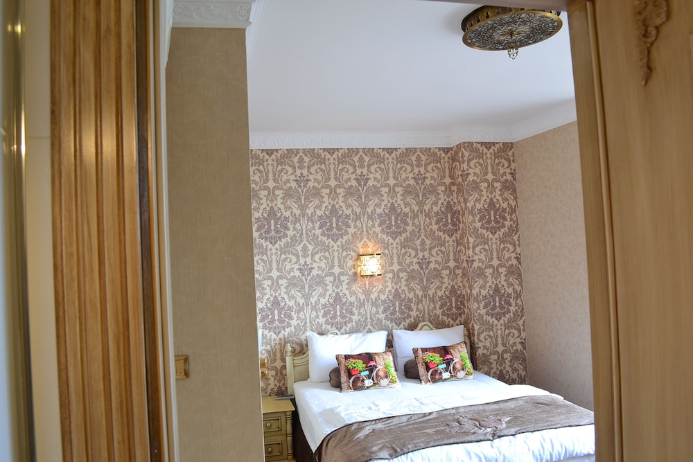 Kaftan Hotel 42/75