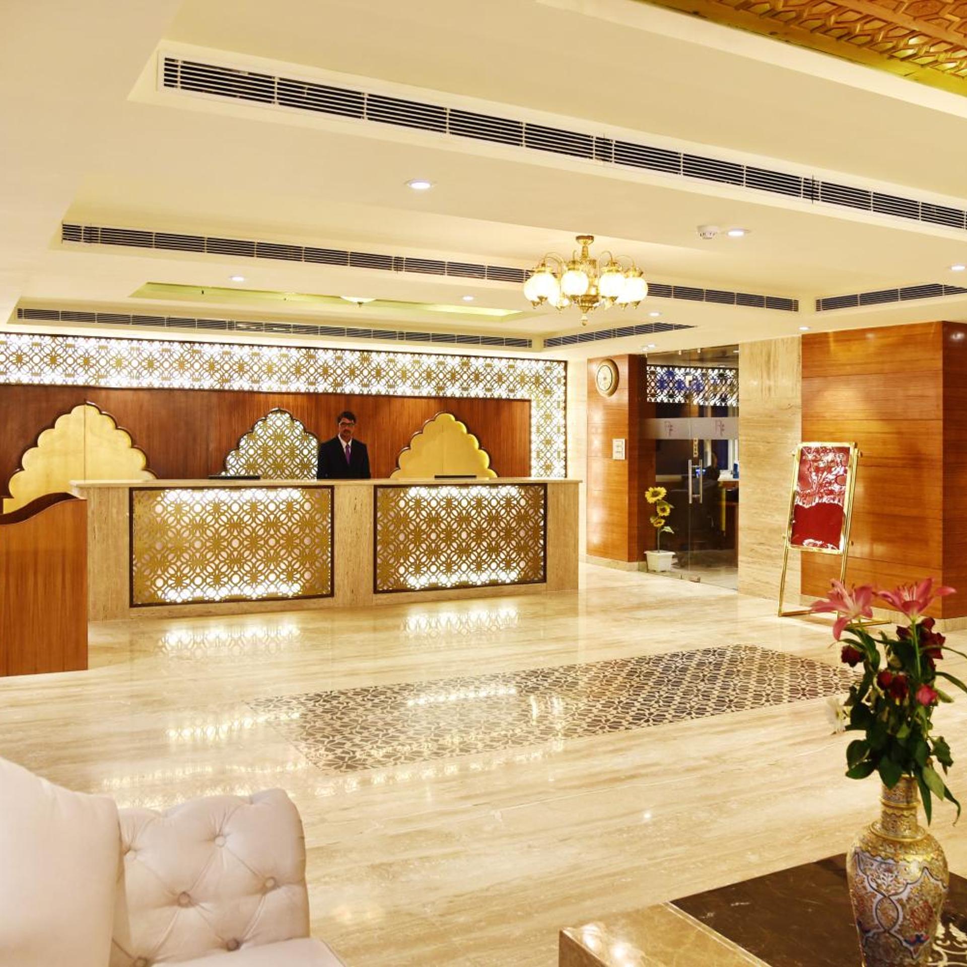 Regenta Central Point Srinagar 9/50
