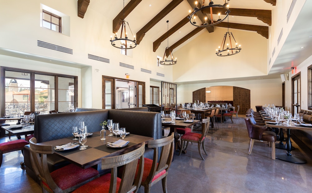 Europa Village Wineries and Resort 33/50