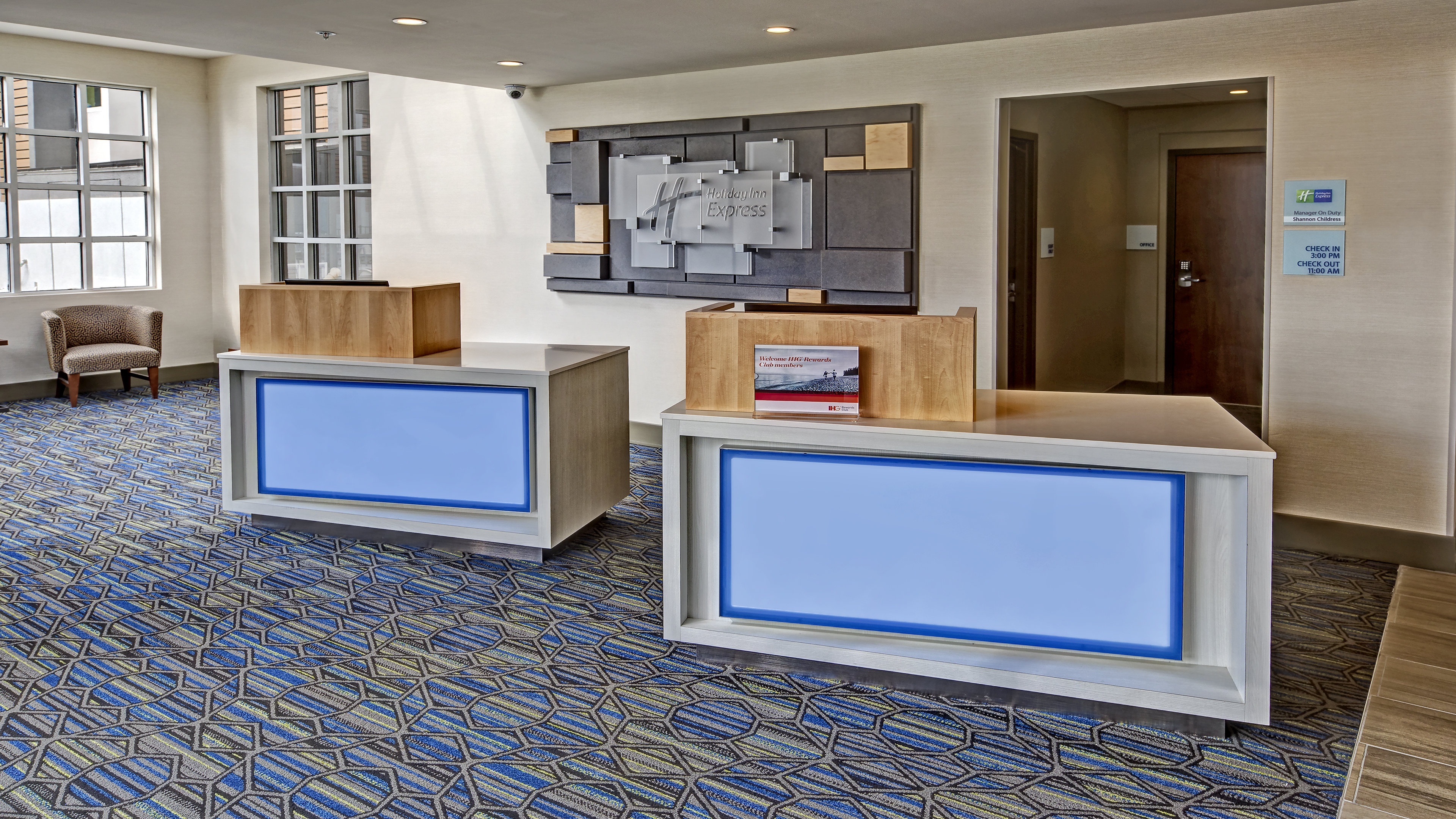 Holiday Inn Express Louisville Airport Expo Center 8/22