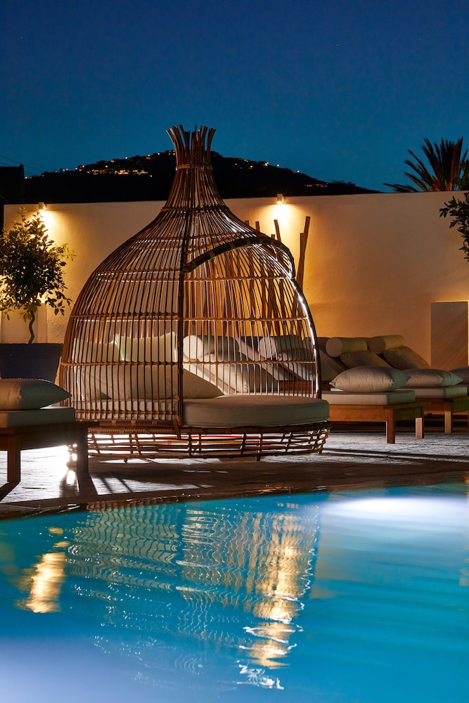 Amara Suites Santorini 1/50