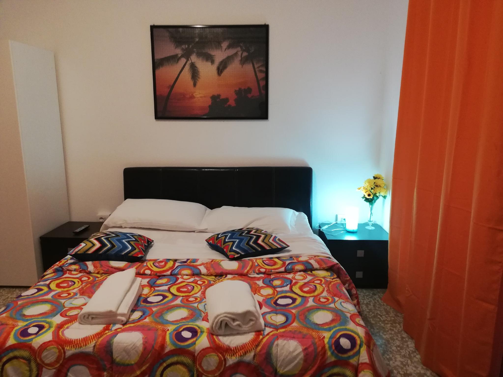 Standard, Double Bed, Shared Bathroom