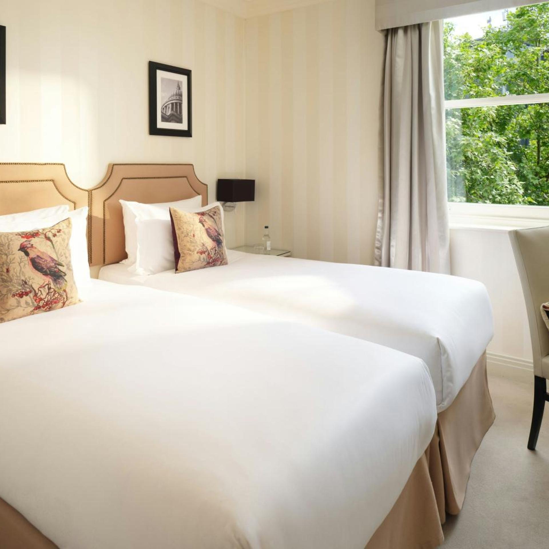 Style, Guest Room, Classic, Twin Beds