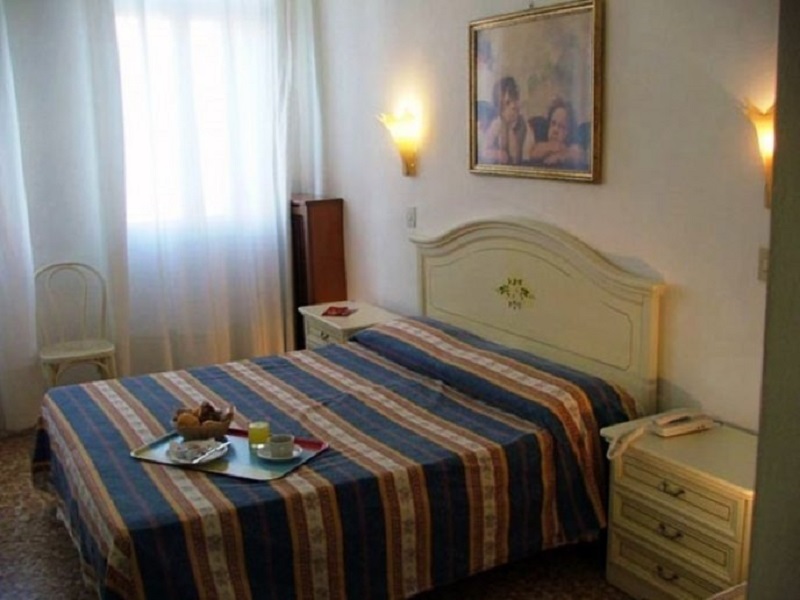 Room at Airone Hotel, VENICE