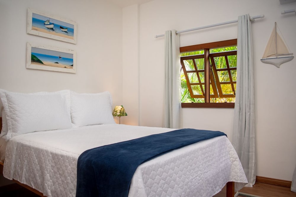 PLUS, SUITE, VILLA