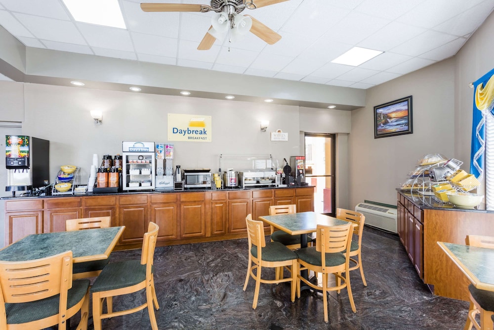 restaurant-cafeteria