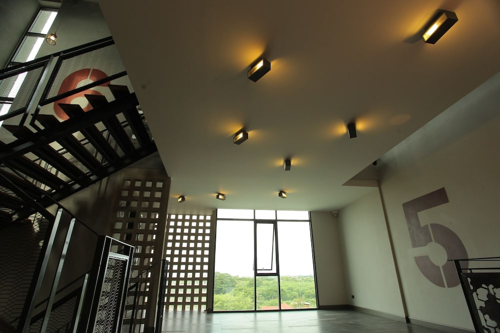 Space 59 Hotel 6/46
