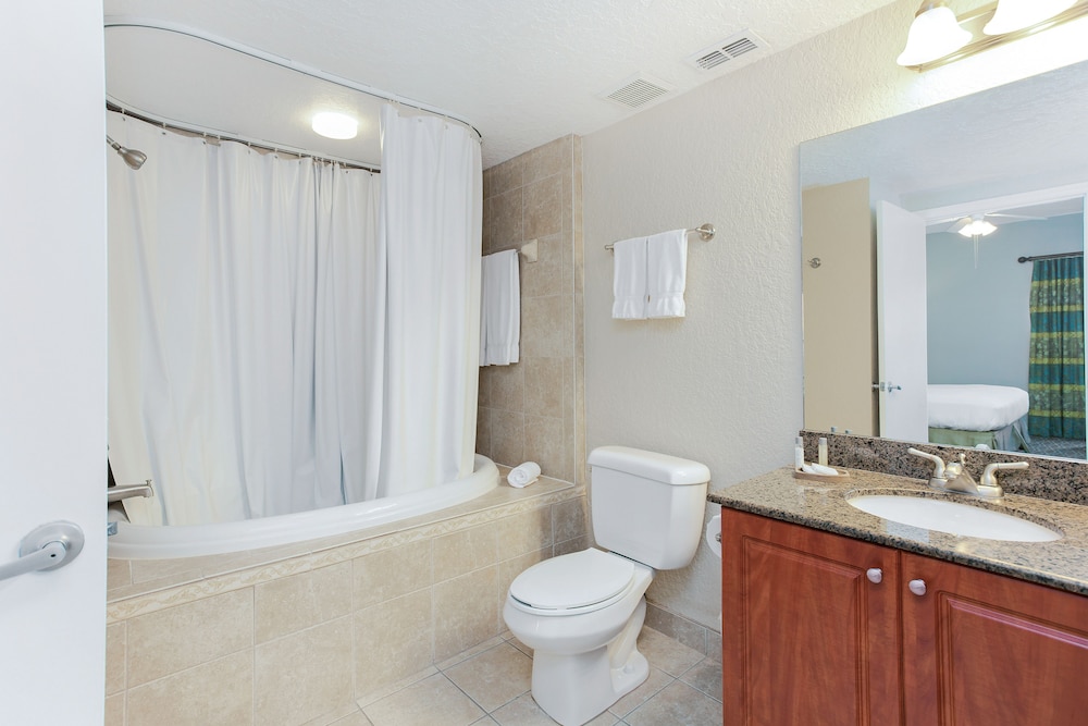 Alhambra Villas 27/29