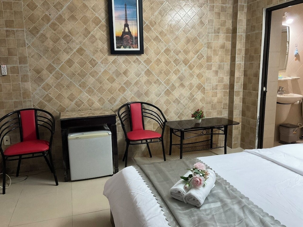 Minh Chau Hotel - Dien Bien Phu 30/35