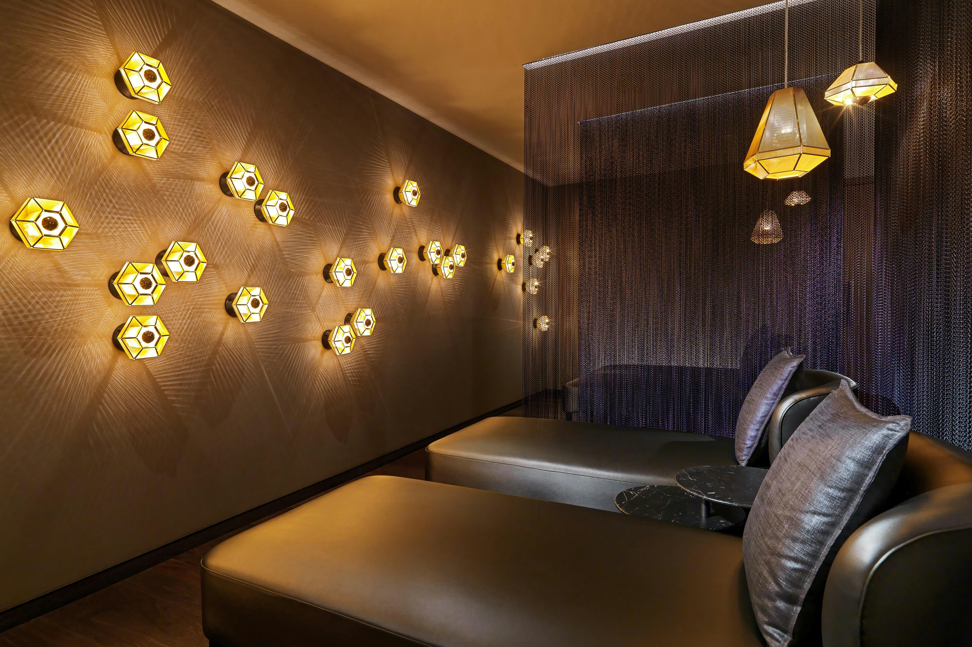 Sheraton Grand Tbilisi Metechi Palace 38/88