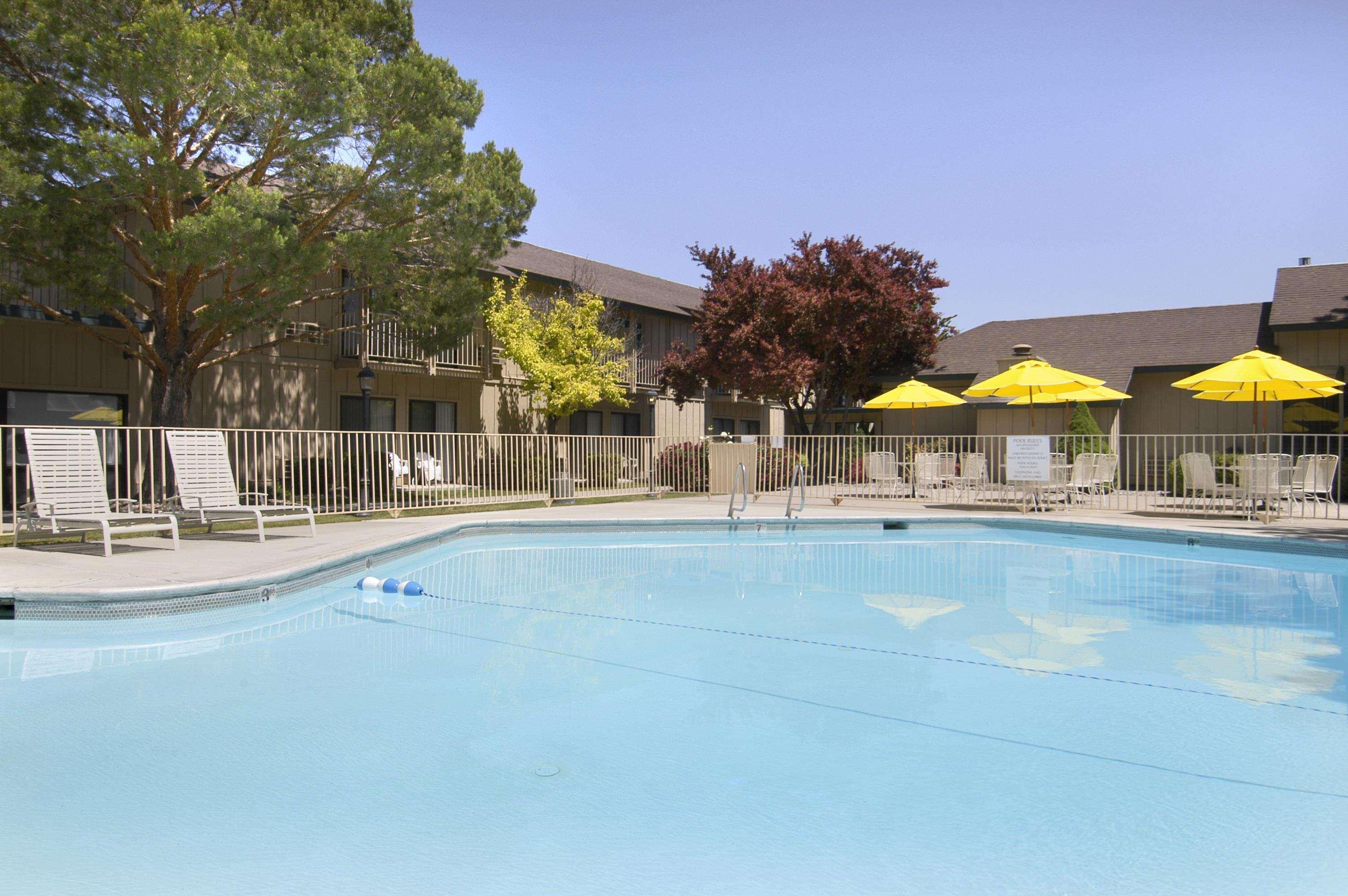 Red Lion Hotel Twin Falls 16/35