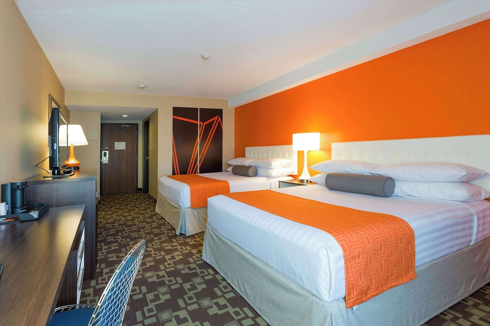 ROOM, 2 QUEEN BEDS