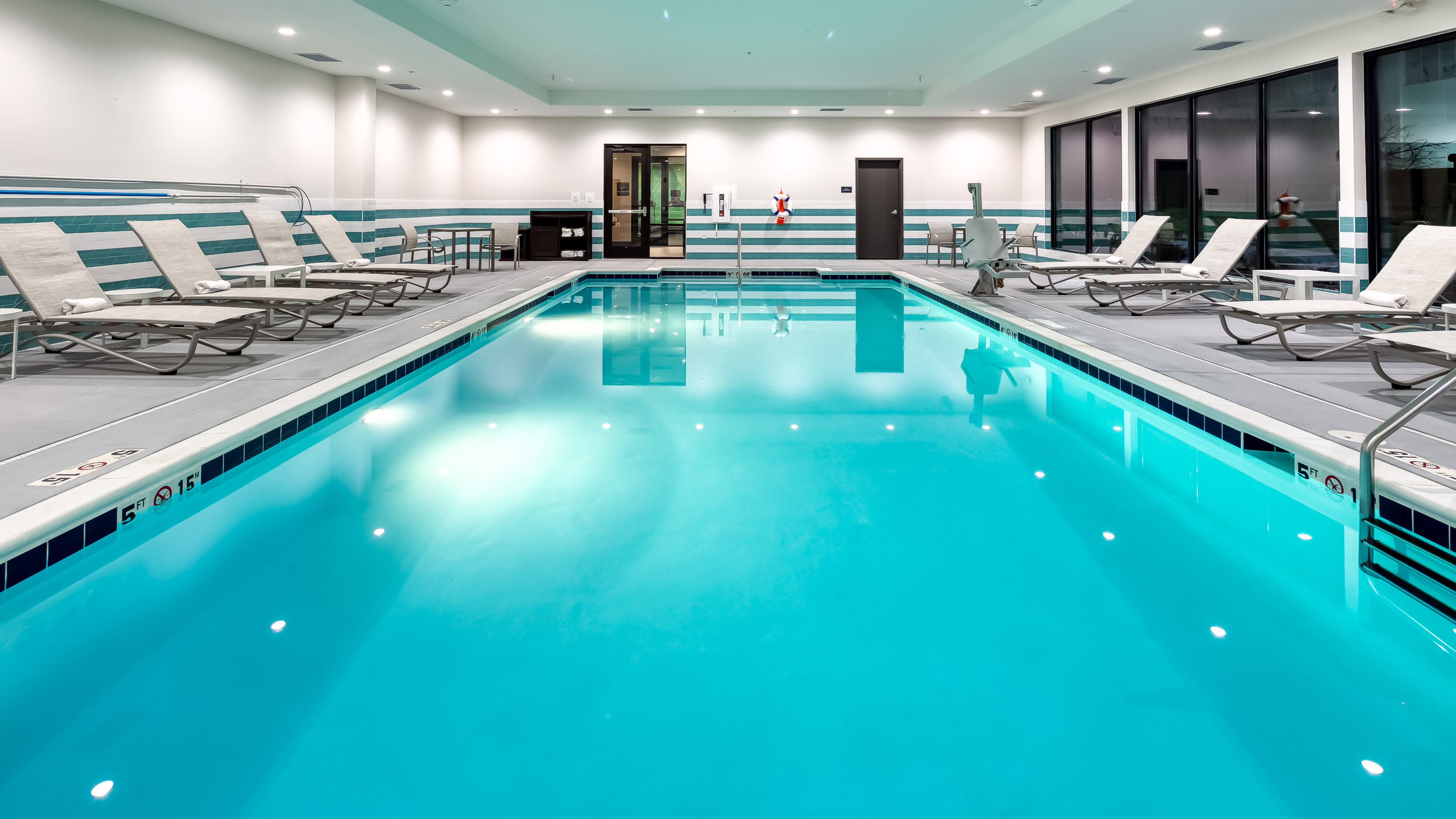 Holiday Inn Nashville Airport, an IHG Hotel 27/50