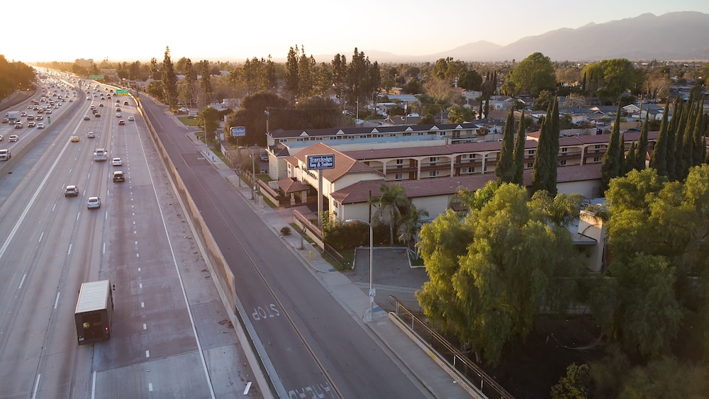 Travelodge Inn Suites By Wyndham West Covina 29/36