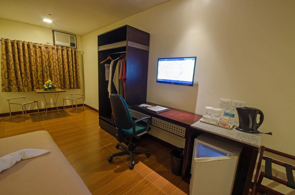 Fersal Hotel Puerto Princesa 50/59