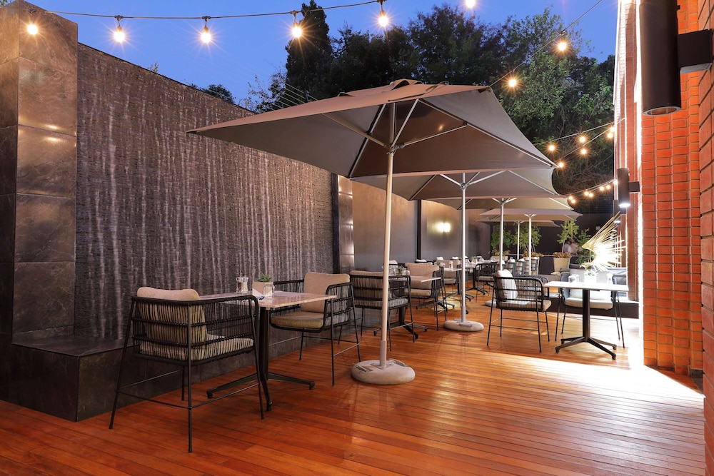 Hyatt House Johannesburg Rosebank 26/65