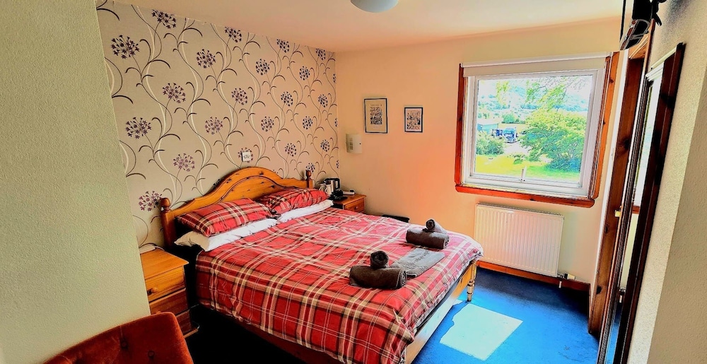 Strathcarron Hotel 13/34
