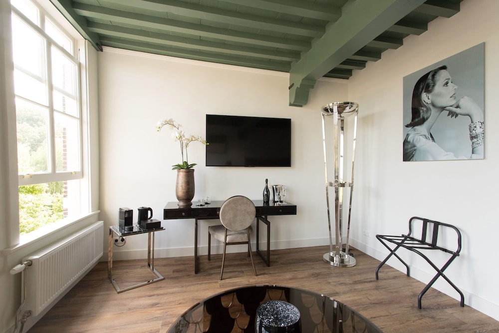 Steenhof Suites 30/50