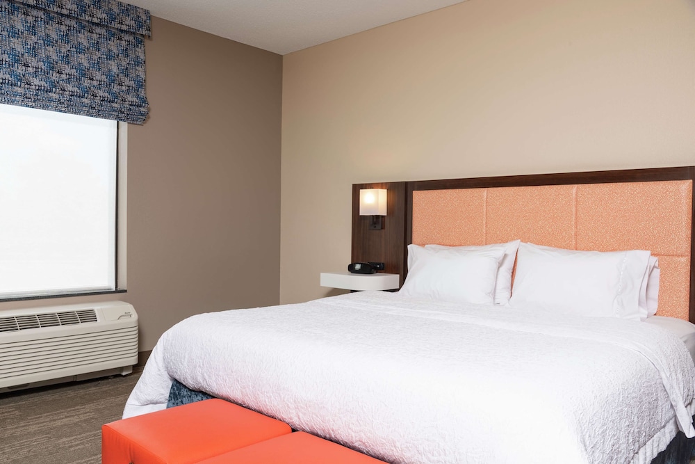 Hampton Inn Warsaw 11/35