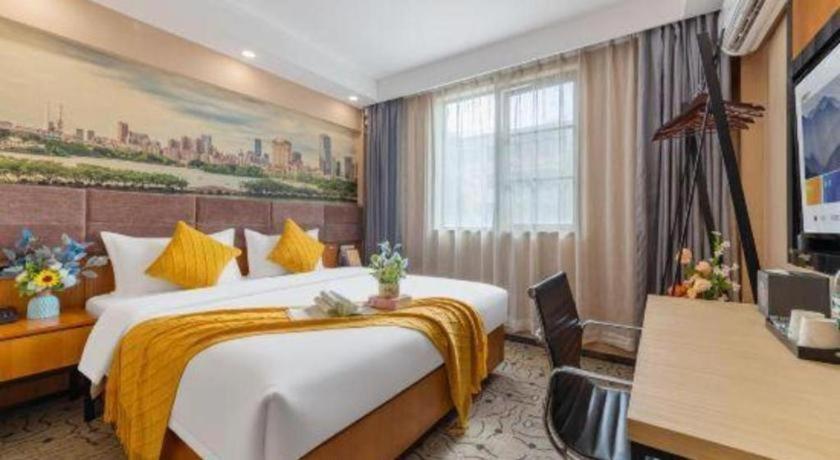 Chonpines Hotel (Huizhou Huidong Hongling Avenue) 19/68