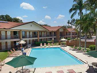 Ramada by Wyndham Temple Terrace/Tampa North 4/5