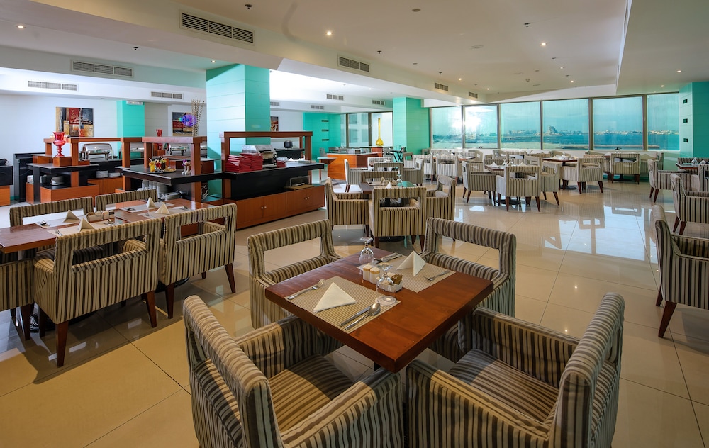 Diva Hotel 32/50