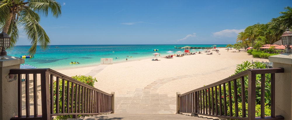 Deja Resort All Inclusive 51/56
