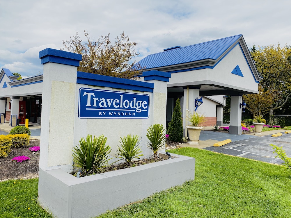 Travelodge by Wyndham Laurel 4/59