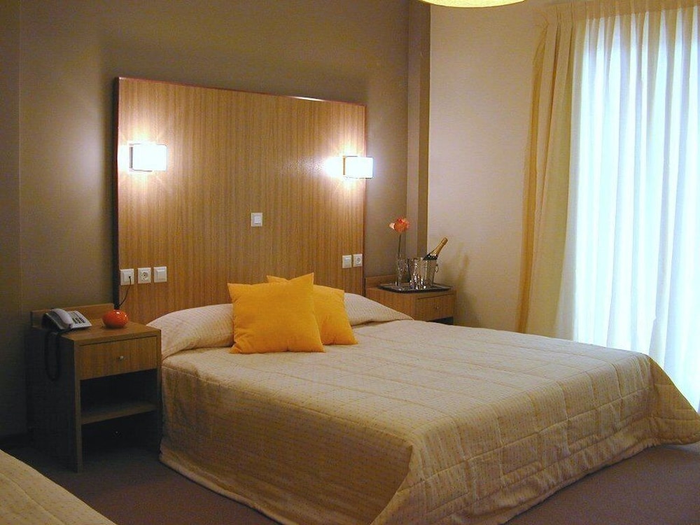 Myrto Hotel 45/90