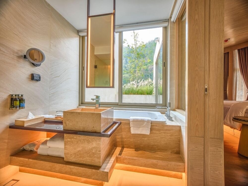Hotel Mys Khao Yai 50/50
