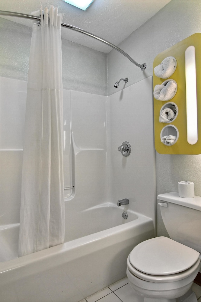 Motel6 Gilman, IL 46/50