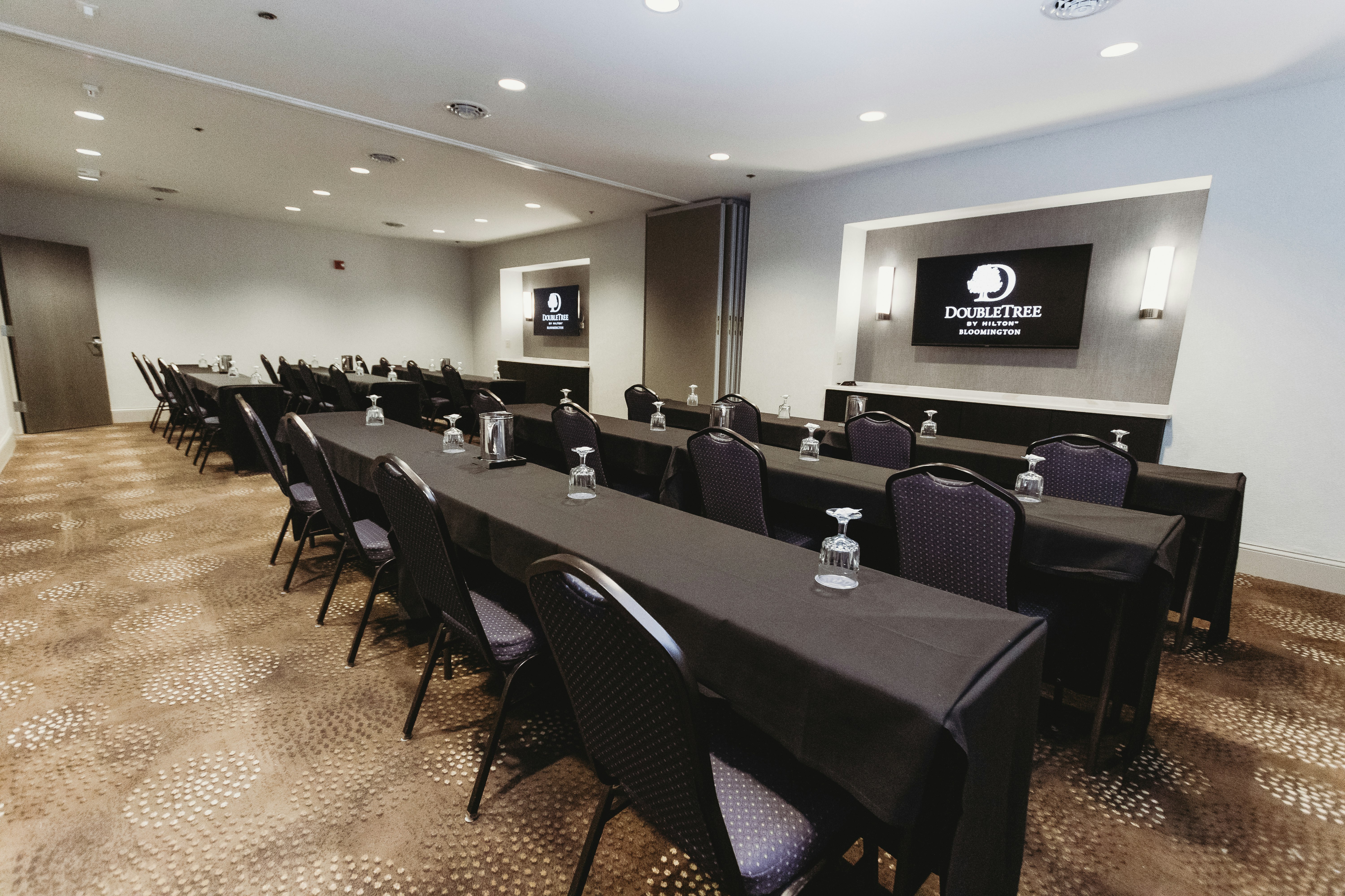 Doubletree By Hilton Bloomington 63/76