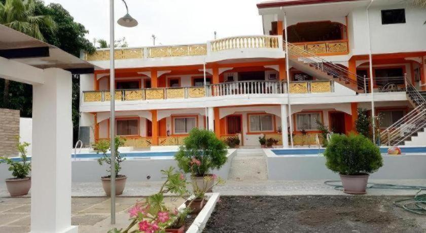 Palm Grove Saud Holiday Complex Hotel 4/43