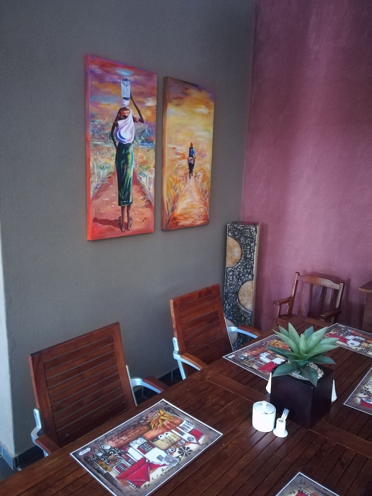 24 On Vrey Boutique Hotel 38/50