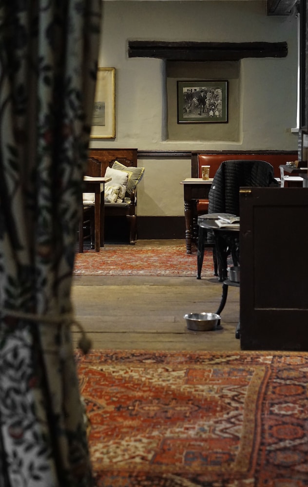 The Derby Arms 31/35