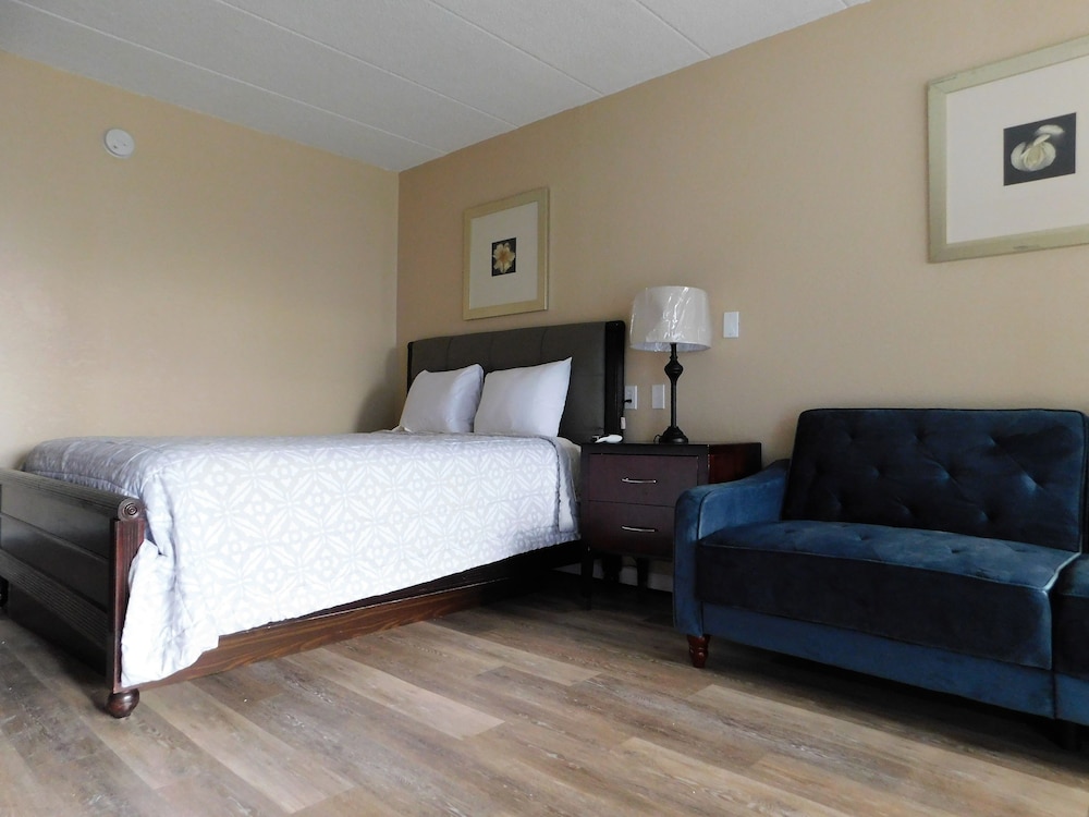 APM Inn & Suites 29/54